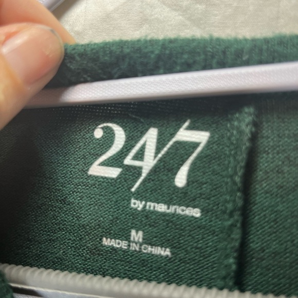 Maurices Forest Green 24/7 Top - Picture 4 of 5